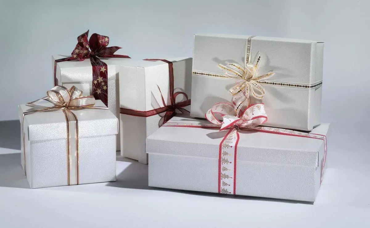 Cajas De Regalo>DecoWoerner Cajas De Regalo 38 X 26 X 10 Cm, Marfil 10 Unidades blanco