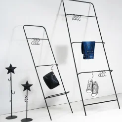 Expositores Para Tiendas>DecoWoerner Escalera Decorativa Con Soporte Universal, Longitud 140 Cm negro