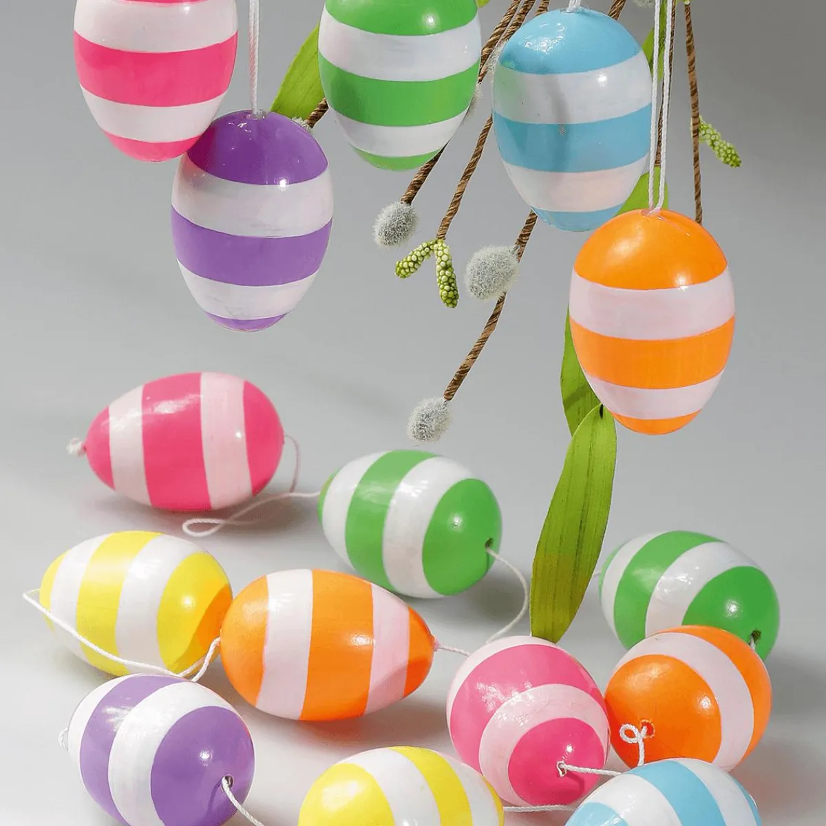 Decoración De Pascua>DecoWoerner Huevos De Pascua Decorativos 6 Cm, A Rayas, 6 Piezas multicolor