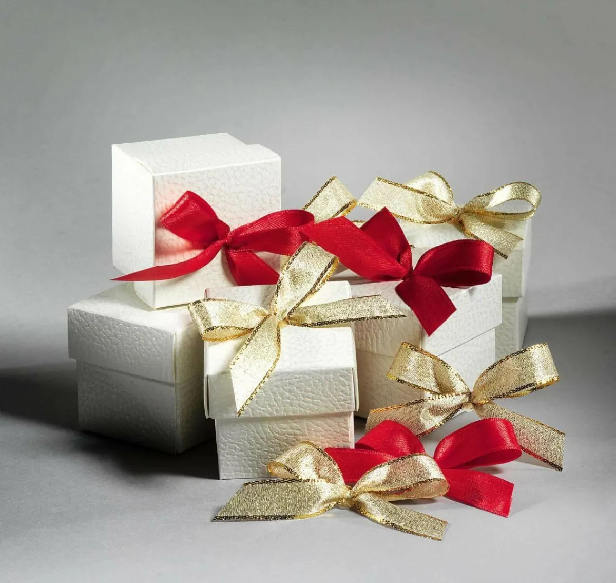 Lazos De Regalo>DecoWoerner Lazos Decorativos Dorados Para Pegar , 100 Piezas oro