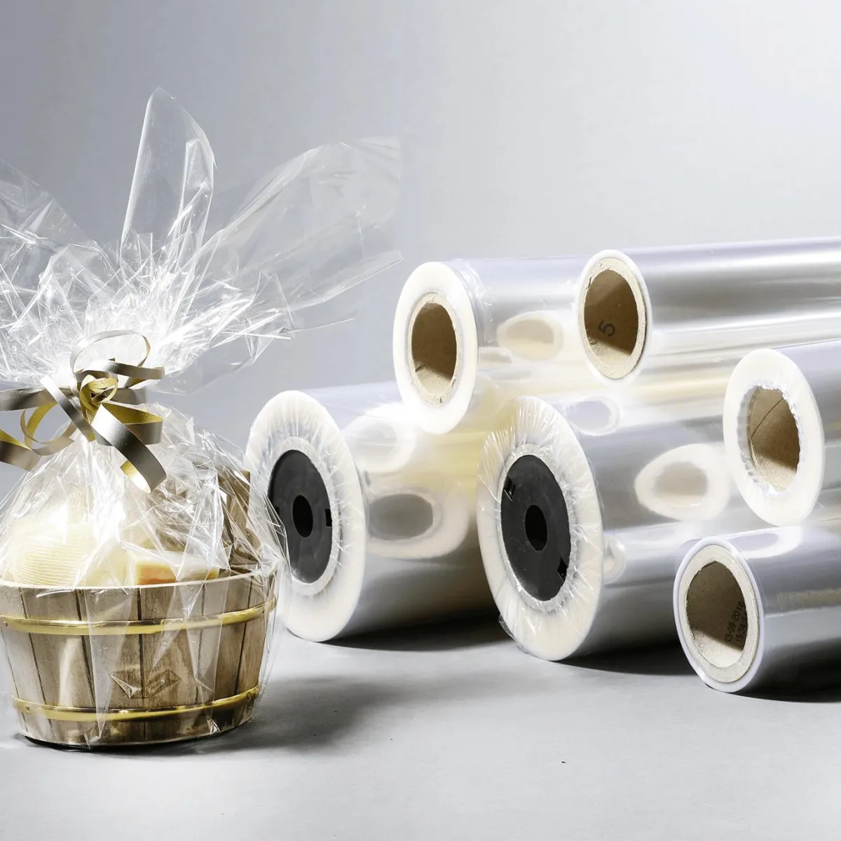 Film Polipropileno>DecoWoerner Lámina De Plástico Para Regalo 50 Cm, 50 M transparente