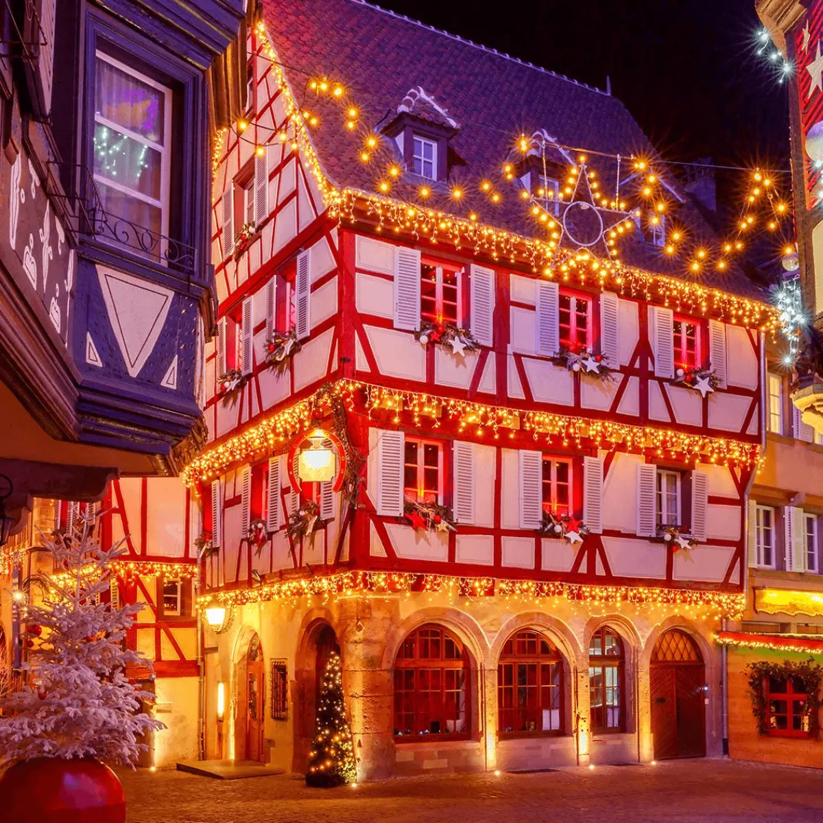 Luces De Navidad>DecoWoerner Luz Icicle Light LED Para Uso Profesional Sistema IP67, 114 LED, 300 X 50 Cm, Sin Cable blanco