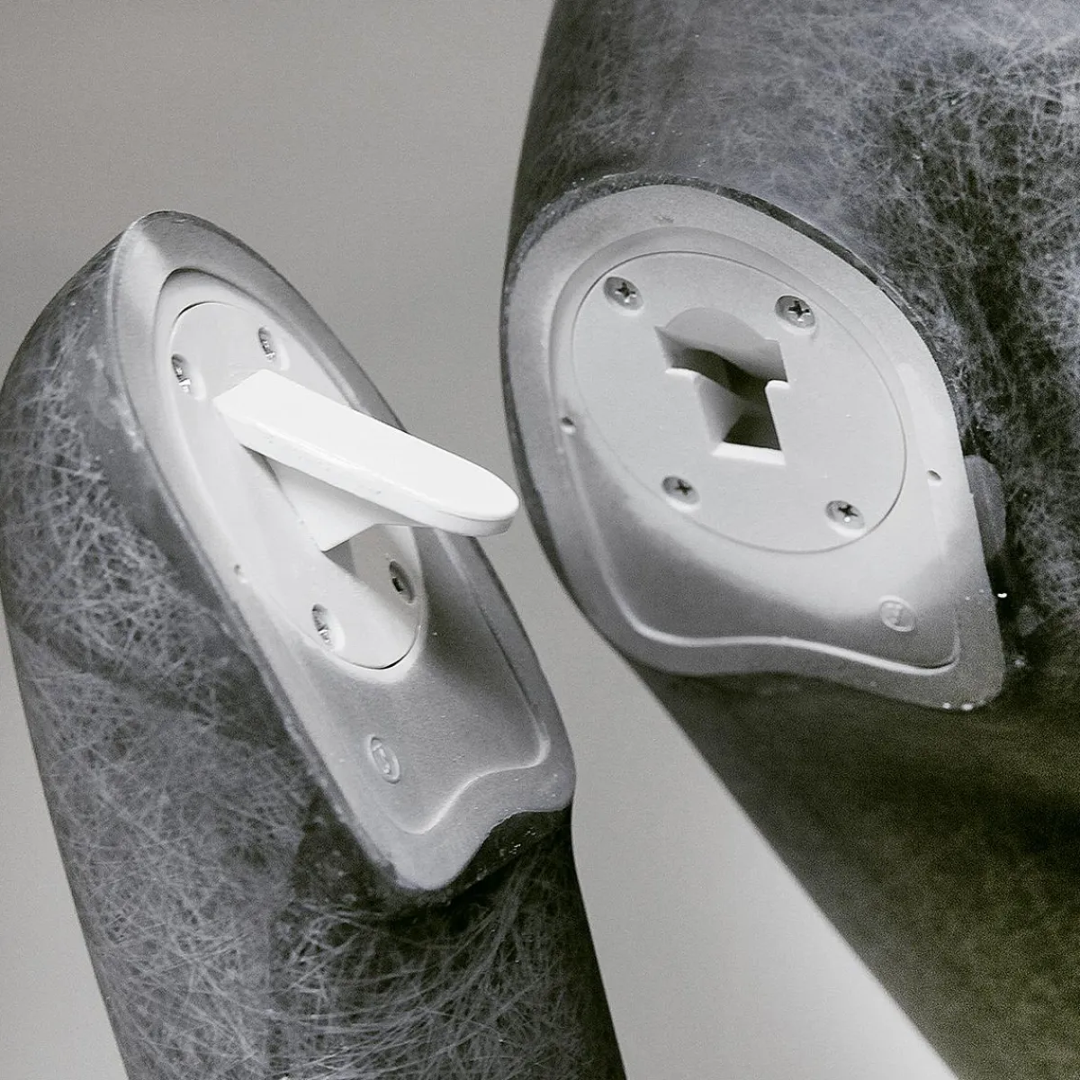 Maniquíes>DecoWoerner Maniquí Premium Mujer, Piernas Cruzadas Gris
