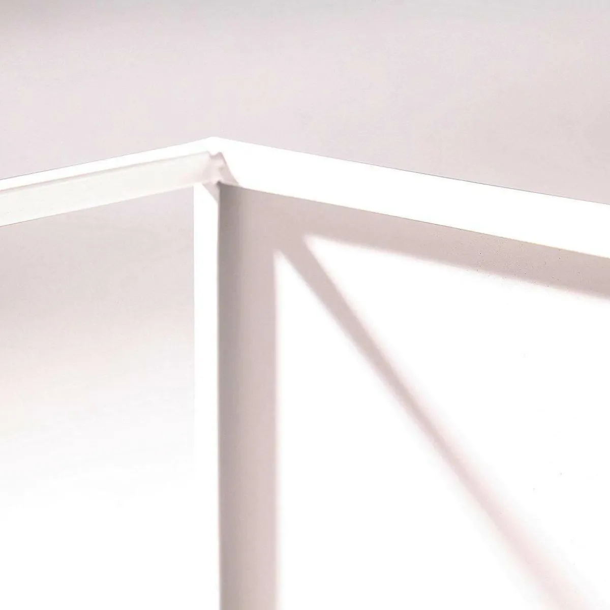 Expositores Para Tiendas|Macetas Y Artículos De Decoración>DecoWoerner Mesa De Metal 45 X 45 Cm, blanco