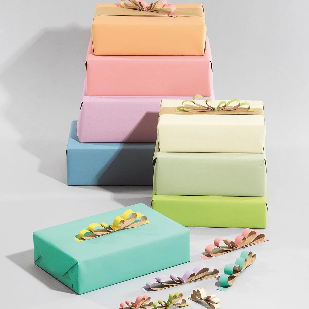 Papel De Regalo|Go Green - Envoltorio Para Regalo Ecológico>DecoWoerner Papel Kraft Liso Reciclado En Color Lila - Bobina De Papel De Regalo De 50 M violeta
