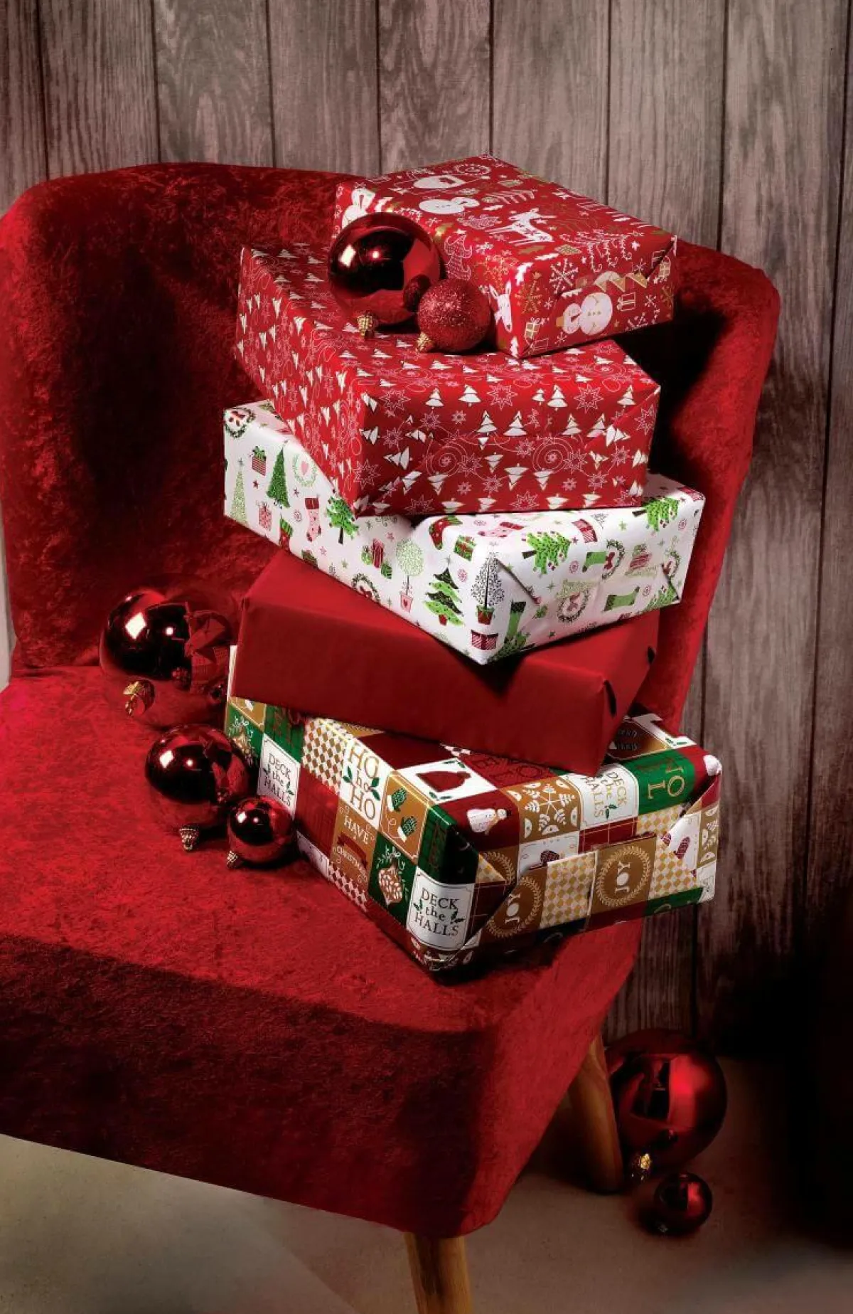 Papel De Regalo|Go Green - Envoltorio Para Regalo Ecológico>DecoWoerner Papel Kraft Liso Reciclado - Bobina De Papel De Regalo De 50 M rojo