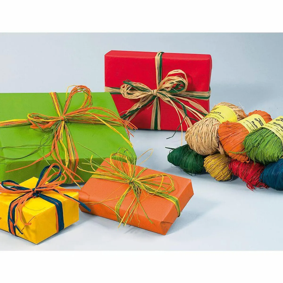 Cintas De Regalo|Decoración De Otoño>DecoWoerner Rafia, Color rojo