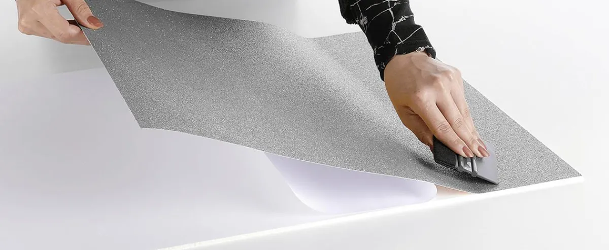 Láminas Y Películas Decorativas>DecoWoerner Rollo De Película Adhesiva Gris Oscuro Con Purpurina De 50 Cm X 5 M plata