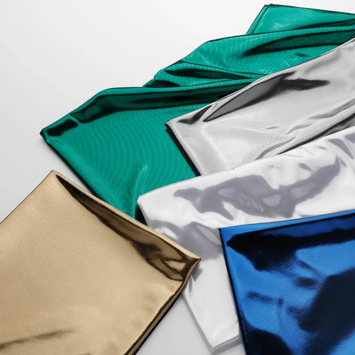 Telas>DecoWoerner Tela Brillante Jersey De Papel De Aluminio Color Plateado, Anchura: 110 Cm plata