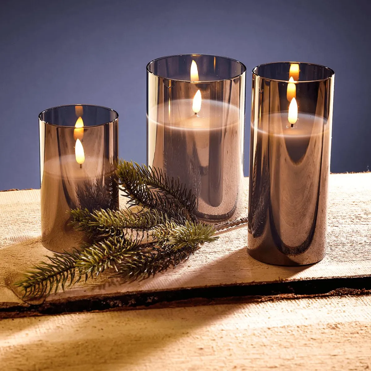 Luz Decorativa>DecoWoerner Vela De Cera LED En Vidrio Humo 10 X 15 Cm Gris